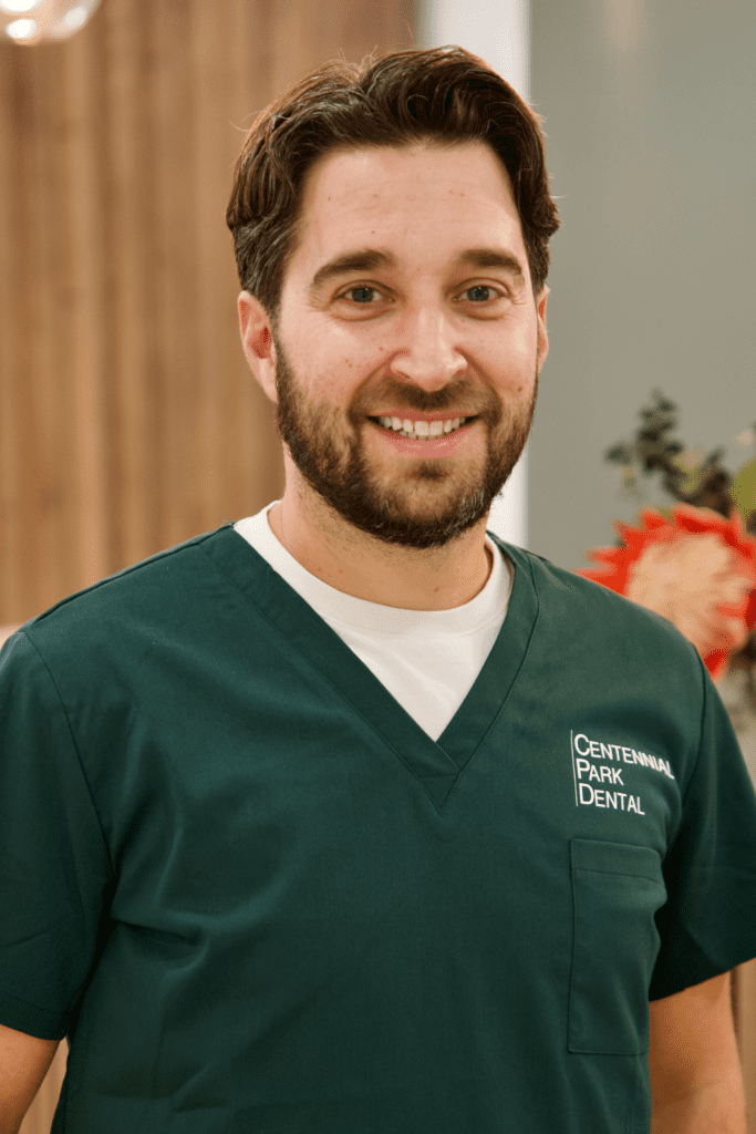 Dr Saul Konviser