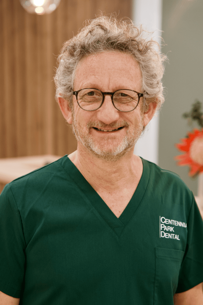 Dr Aron Marcus
